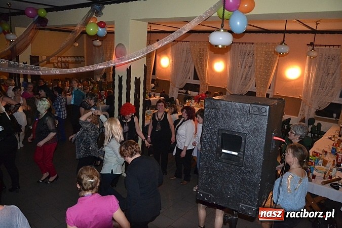 Zdjęcie w galerii na portalu naszraciborz.pl: 120 kobiet na Babskim Combrze w Jankowicach!  wiadomości z regionu