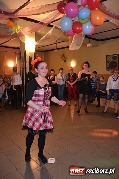 Zdjęcie w galerii na portalu naszraciborz.pl: 120 kobiet na Babskim Combrze w Jankowicach!  wiadomości z regionu