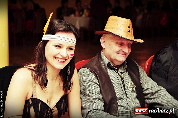 Zdjęcie w galerii na portalu naszraciborz.pl: Stowarzyszenie Prężny Kornowac zorganizowało bal kostiumowy wiadomości z regionu