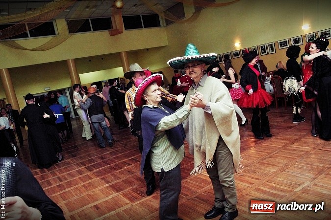 Zdjęcie w galerii na portalu naszraciborz.pl: Stowarzyszenie Prężny Kornowac zorganizowało bal kostiumowy wiadomości z regionu