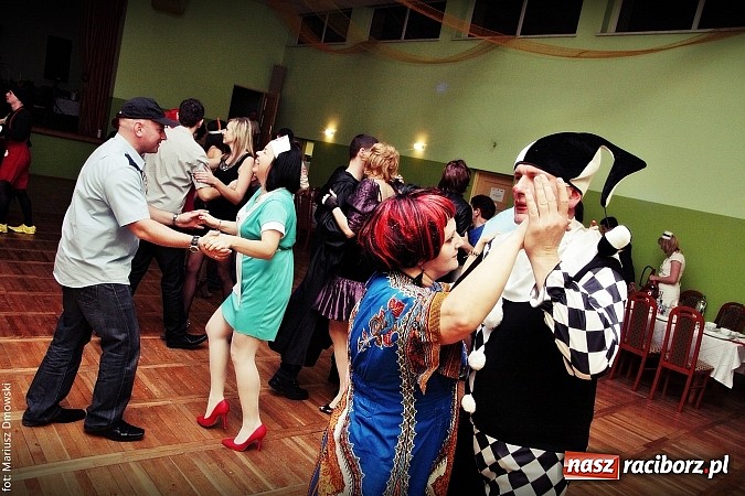 Zdjęcie w galerii na portalu naszraciborz.pl: Stowarzyszenie Prężny Kornowac zorganizowało bal kostiumowy wiadomości z regionu