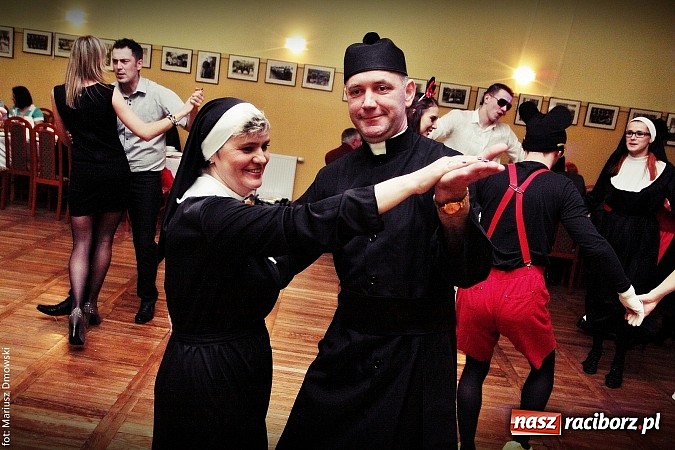 Zdjęcie w galerii na portalu naszraciborz.pl: Stowarzyszenie Prężny Kornowac zorganizowało bal kostiumowy wiadomości z regionu