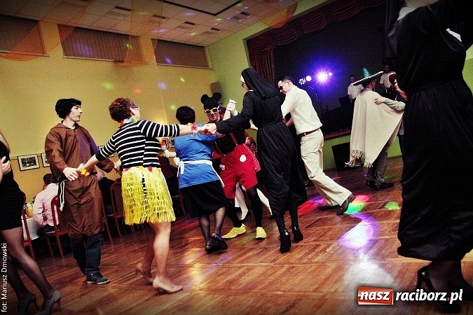 Zdjęcie w galerii na portalu naszraciborz.pl: Stowarzyszenie Prężny Kornowac zorganizowało bal kostiumowy wiadomości z regionu