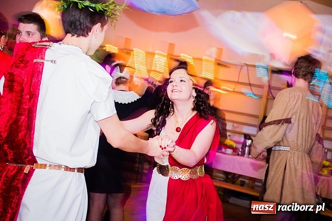 Zdjęcie w galerii na portalu naszraciborz.pl: Ostatkowy bal przebierańc&oacute;w w Samborowicach wiadomości z regionu