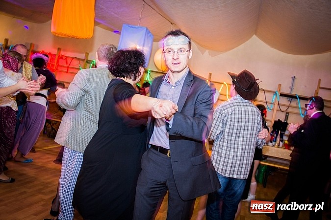 Zdjęcie w galerii na portalu naszraciborz.pl: Ostatkowy bal przebierańc&oacute;w w Samborowicach wiadomości z regionu