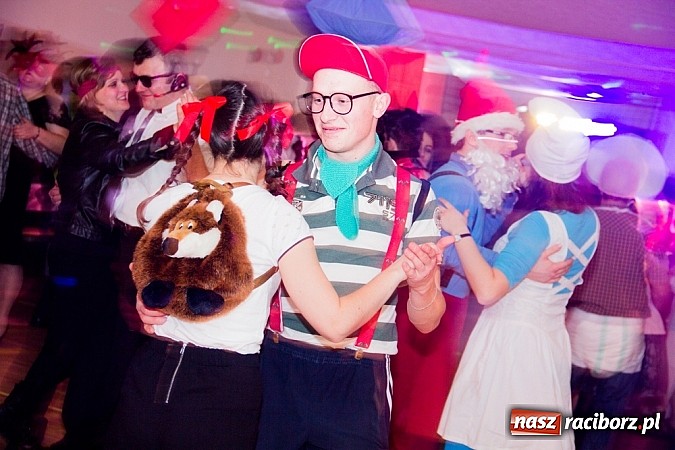 Zdjęcie w galerii na portalu naszraciborz.pl: Ostatkowy bal przebierańc&oacute;w w Samborowicach wiadomości z regionu