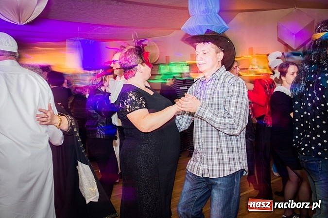 Zdjęcie w galerii na portalu naszraciborz.pl: Ostatkowy bal przebierańc&oacute;w w Samborowicach wiadomości z regionu