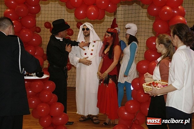 Zdjęcie w galerii na portalu naszraciborz.pl: Ostatkowy bal przebierańc&oacute;w w Samborowicach wiadomości z regionu