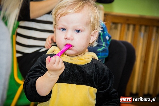 Zdjęcie w galerii na portalu naszraciborz.pl: Wesoły Bal Karnawałowy w Przedszkolu nr 5 wiadomości z regionu