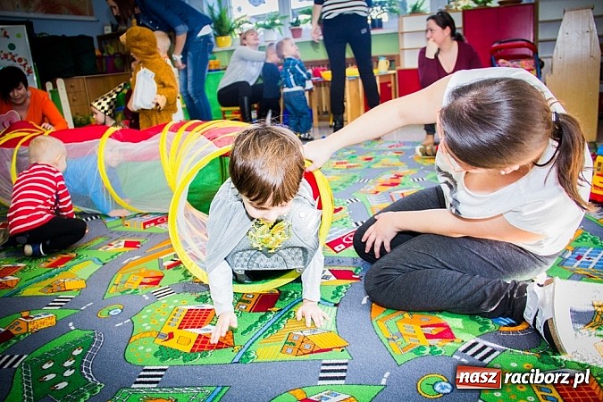 Zdjęcie w galerii na portalu naszraciborz.pl: Wesoły Bal Karnawałowy w Przedszkolu nr 5 wiadomości z regionu