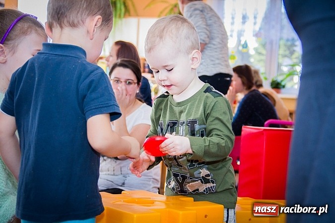 Zdjęcie w galerii na portalu naszraciborz.pl: Wesoły Bal Karnawałowy w Przedszkolu nr 5 wiadomości z regionu