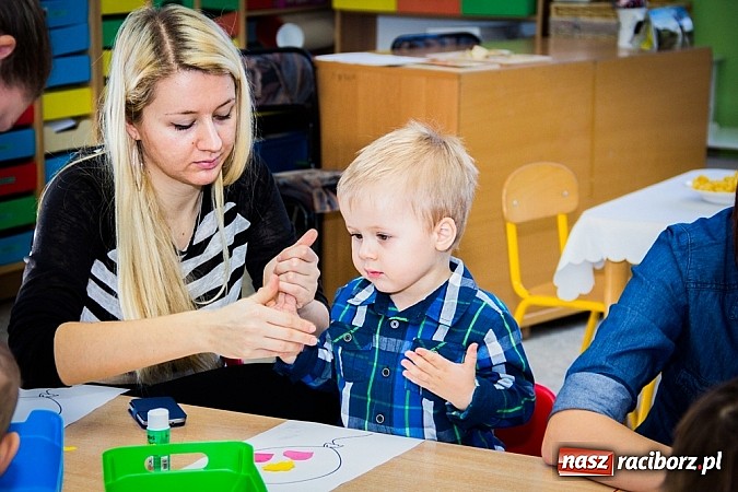 Zdjęcie w galerii na portalu naszraciborz.pl: Wesoły Bal Karnawałowy w Przedszkolu nr 5 wiadomości z regionu