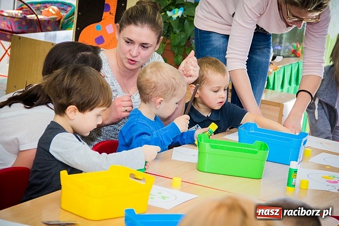 Zdjęcie w galerii na portalu naszraciborz.pl: Wesoły Bal Karnawałowy w Przedszkolu nr 5 wiadomości z regionu