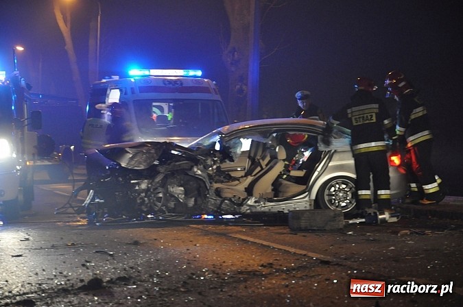 Zdjęcie w galerii na portalu naszraciborz.pl: Pożary, wypadek i spalony samochód – weekendowe interwencje strażaków wiadomości z regionu