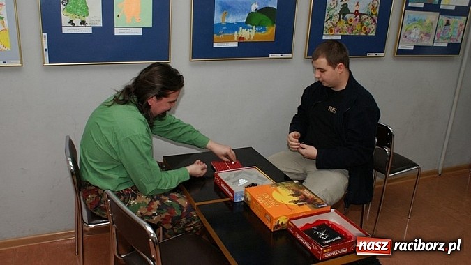 Zdjęcie w galerii na portalu naszraciborz.pl: Planszowe ostatki bibliotecznych ferii  wiadomości z regionu