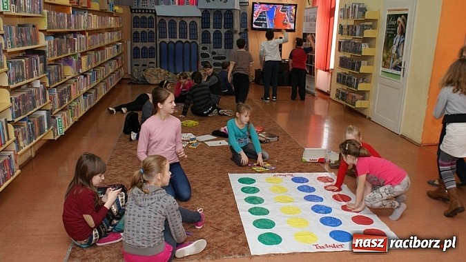 Zdjęcie w galerii na portalu naszraciborz.pl: Planszowe ostatki bibliotecznych ferii  wiadomości z regionu