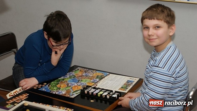 Zdjęcie w galerii na portalu naszraciborz.pl: Planszowe ostatki bibliotecznych ferii  wiadomości z regionu