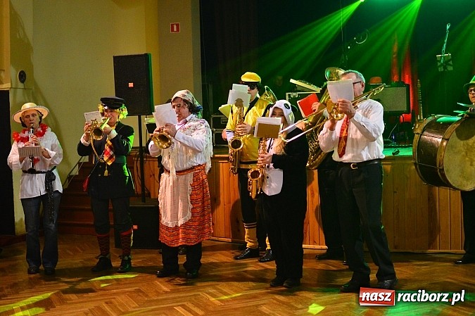 Zdjęcie w galerii na portalu naszraciborz.pl: Karnawał w Krzanowicach dobiegł już końca wiadomości z regionu