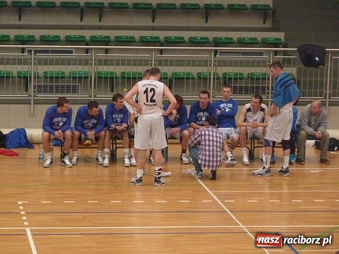 Zdjęcie w galerii na portalu naszraciborz.pl: Koszykówka. Zwycięska Ofensywa  wiadomości z regionu