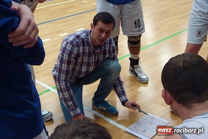 Zdjęcie w galerii na portalu naszraciborz.pl: Koszykówka. Zwycięska Ofensywa  wiadomości z regionu