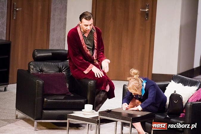 Zdjęcie w galerii na portalu naszraciborz.pl: Boeing Boeing. Odlotowe narzeczone w Raciborskim Centrum Kultury wiadomości z regionu