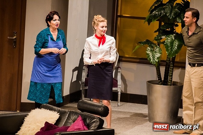 Zdjęcie w galerii na portalu naszraciborz.pl: Boeing Boeing. Odlotowe narzeczone w Raciborskim Centrum Kultury wiadomości z regionu