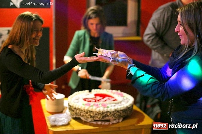 Zdjęcie w galerii na portalu naszraciborz.pl: Dziewięć lat szalonej miłości wiadomości z regionu