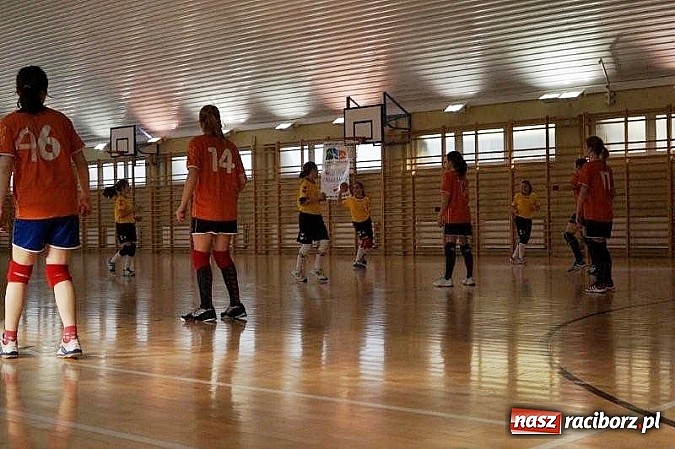 Zdjęcie w galerii na portalu naszraciborz.pl: Międzynarodowy Turniej Piłki Ręcznej Dziewcząt – zobacz wyniki!  wiadomości z regionu