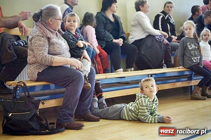 Zdjęcie w galerii na portalu naszraciborz.pl: Międzynarodowy Turniej Piłki Ręcznej Dziewcząt – zobacz wyniki!  wiadomości z regionu