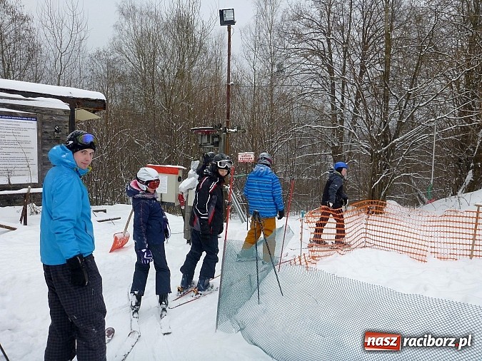Zdjęcie w galerii na portalu naszraciborz.pl: Ferie z nartami w G5 wiadomości z regionu