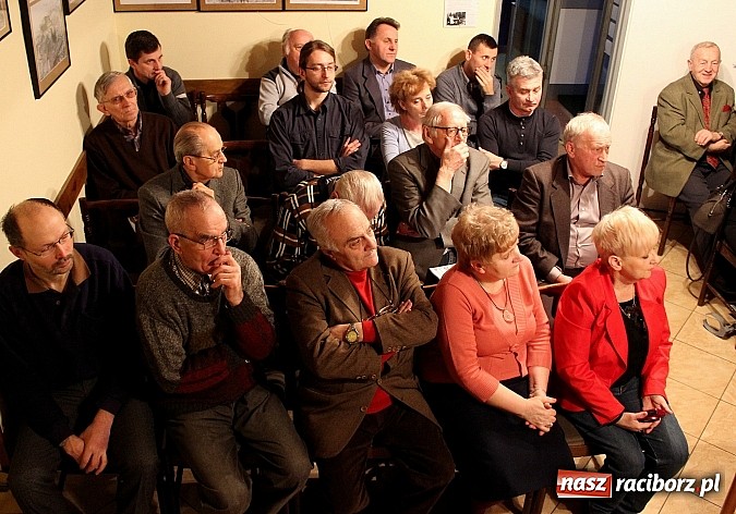 Zdjęcie w galerii na portalu naszraciborz.pl: Prelekcja w TMZR. Racibórz polski czy czechosłowacki?  wiadomości z regionu