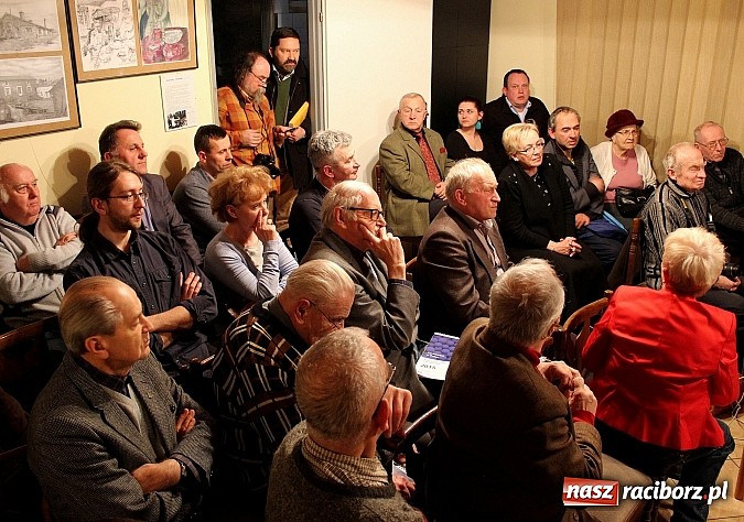 Zdjęcie w galerii na portalu naszraciborz.pl: Prelekcja w TMZR. Racibórz polski czy czechosłowacki?  wiadomości z regionu