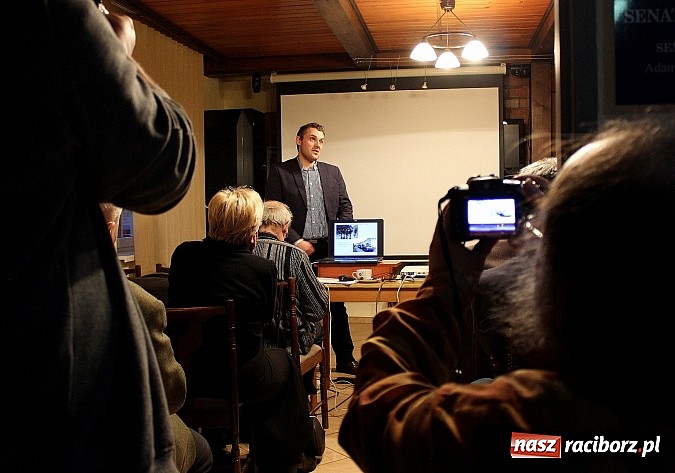 Zdjęcie w galerii na portalu naszraciborz.pl: Prelekcja w TMZR. Racibórz polski czy czechosłowacki?  wiadomości z regionu