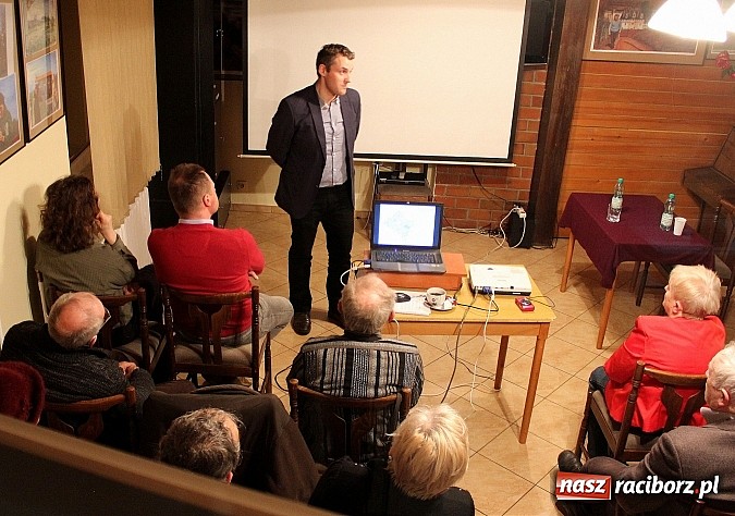 Zdjęcie w galerii na portalu naszraciborz.pl: Prelekcja w TMZR. Racibórz polski czy czechosłowacki?  wiadomości z regionu