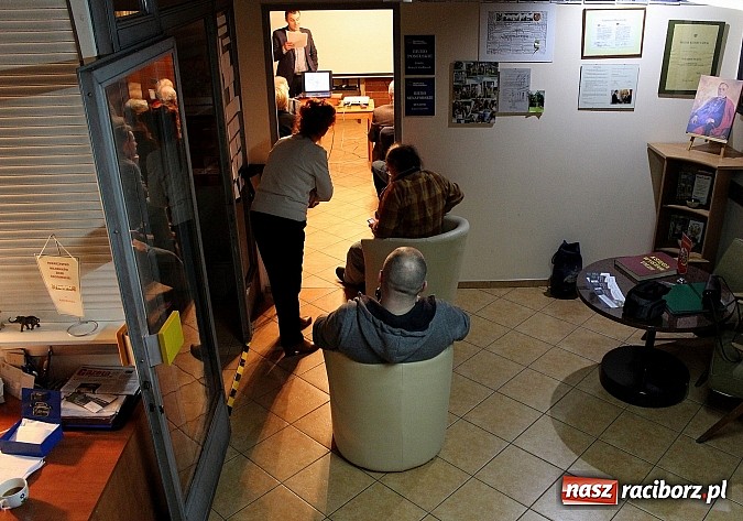 Zdjęcie w galerii na portalu naszraciborz.pl: Prelekcja w TMZR. Racibórz polski czy czechosłowacki?  wiadomości z regionu