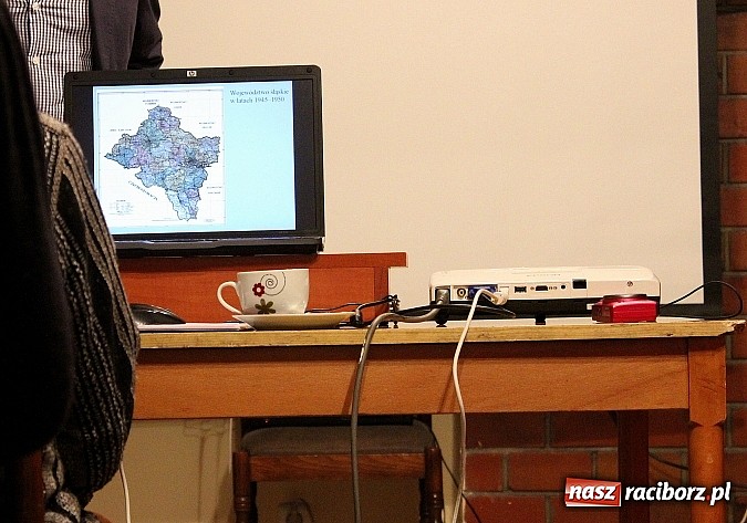 Zdjęcie w galerii na portalu naszraciborz.pl: Prelekcja w TMZR. Racibórz polski czy czechosłowacki?  wiadomości z regionu