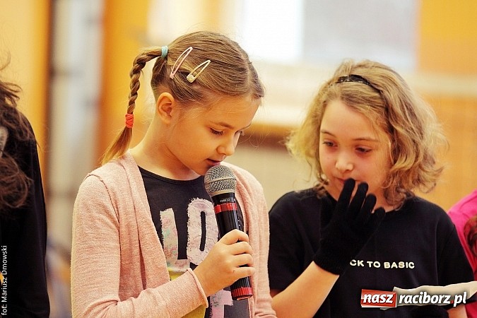 Zdjęcie w galerii na portalu naszraciborz.pl: Uczniowie SP 13 obchodzili Dzień Kota wiadomości z regionu