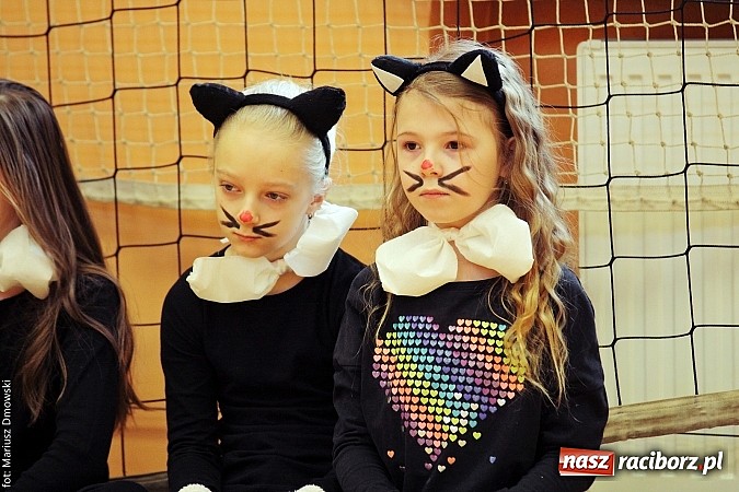 Zdjęcie w galerii na portalu naszraciborz.pl: Uczniowie SP 13 obchodzili Dzień Kota wiadomości z regionu