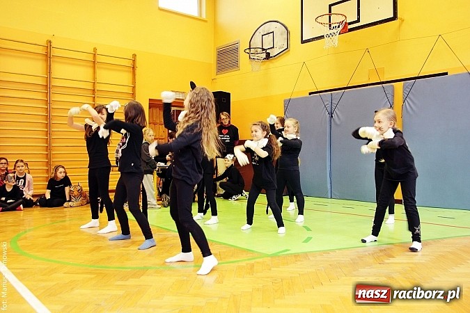 Zdjęcie w galerii na portalu naszraciborz.pl: Uczniowie SP 13 obchodzili Dzień Kota wiadomości z regionu
