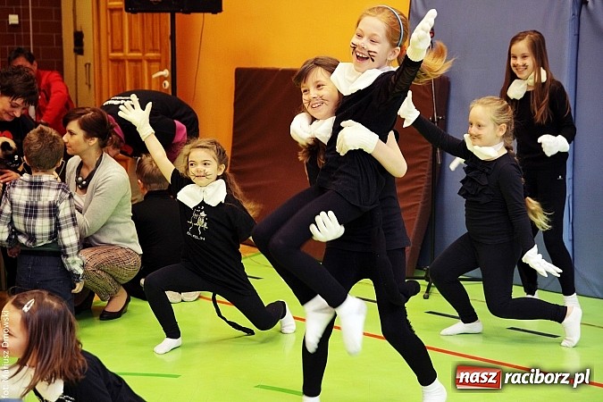 Zdjęcie w galerii na portalu naszraciborz.pl: Uczniowie SP 13 obchodzili Dzień Kota wiadomości z regionu