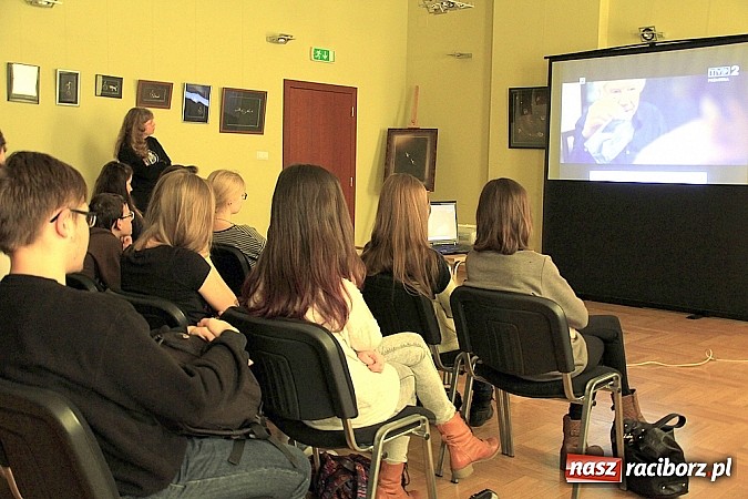 Zdjęcie w galerii na portalu naszraciborz.pl: Aktywne ferie z Foton-em w PWSZ w Raciborzu wiadomości z regionu