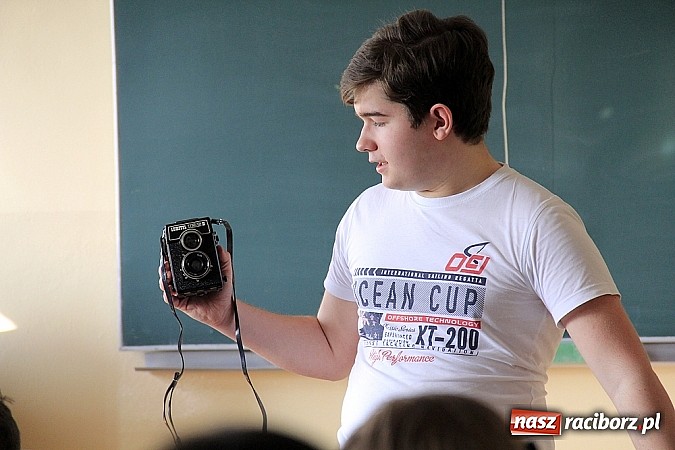 Zdjęcie w galerii na portalu naszraciborz.pl: Aktywne ferie z Foton-em w PWSZ w Raciborzu wiadomości z regionu