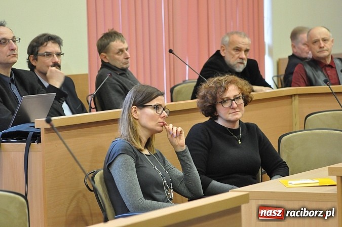 Zdjęcie w galerii na portalu naszraciborz.pl: Pierwsza debata o placu Długosza. Eksperci nie mają wątpliwości - wróćmy do historii wiadomości z regionu