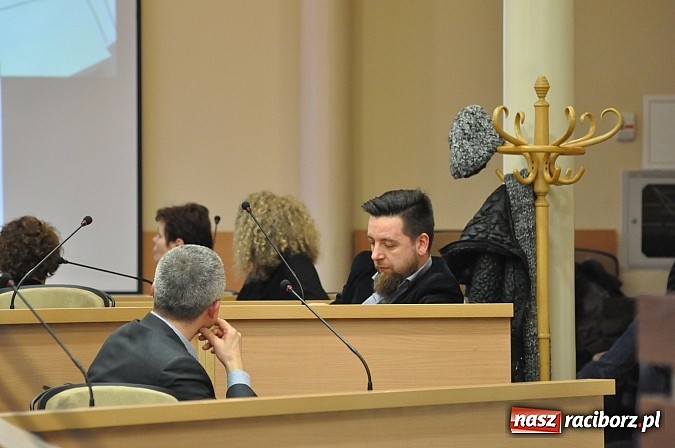 Zdjęcie w galerii na portalu naszraciborz.pl: Pierwsza debata o placu Długosza. Eksperci nie mają wątpliwości - wróćmy do historii wiadomości z regionu