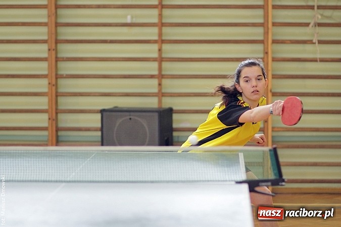 Zdjęcie w galerii na portalu naszraciborz.pl: Powiatowe zawody w tenisie stołowym w Tworkowie wiadomości z regionu