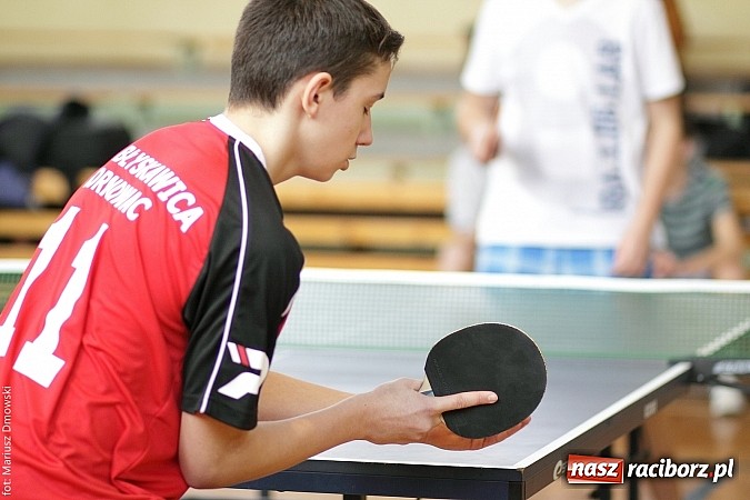Zdjęcie w galerii na portalu naszraciborz.pl: Powiatowe zawody w tenisie stołowym w Tworkowie wiadomości z regionu