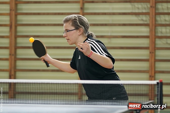 Zdjęcie w galerii na portalu naszraciborz.pl: Powiatowe zawody w tenisie stołowym w Tworkowie wiadomości z regionu