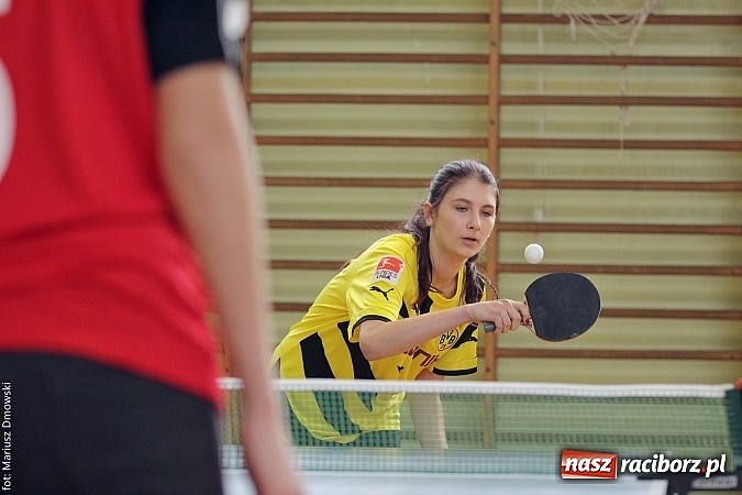 Zdjęcie w galerii na portalu naszraciborz.pl: Powiatowe zawody w tenisie stołowym w Tworkowie wiadomości z regionu