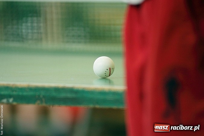 Zdjęcie w galerii na portalu naszraciborz.pl: Powiatowe zawody w tenisie stołowym w Tworkowie wiadomości z regionu