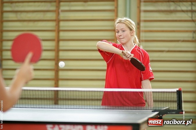 Zdjęcie w galerii na portalu naszraciborz.pl: Powiatowe zawody w tenisie stołowym w Tworkowie wiadomości z regionu